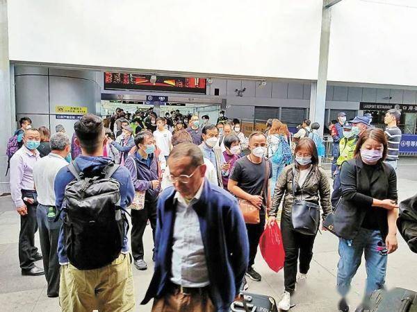 香港手机:港人假期“北上”旅游 这些内地APP下载量飙升-第2张图片-太平洋在线下载